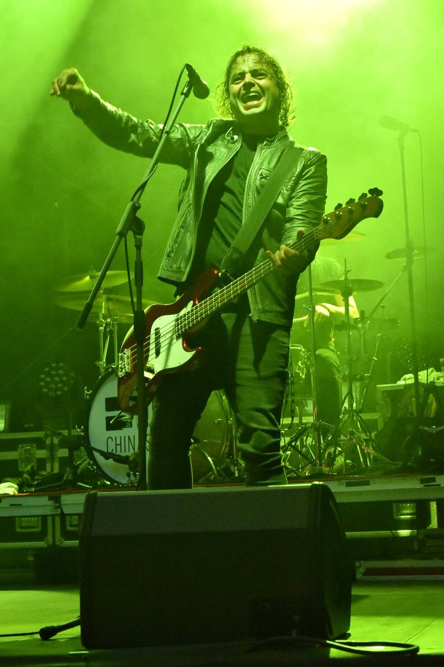 Chinaski rozezpívali plzeňské publikum svými největšími hity, předskakoval jim Marcell