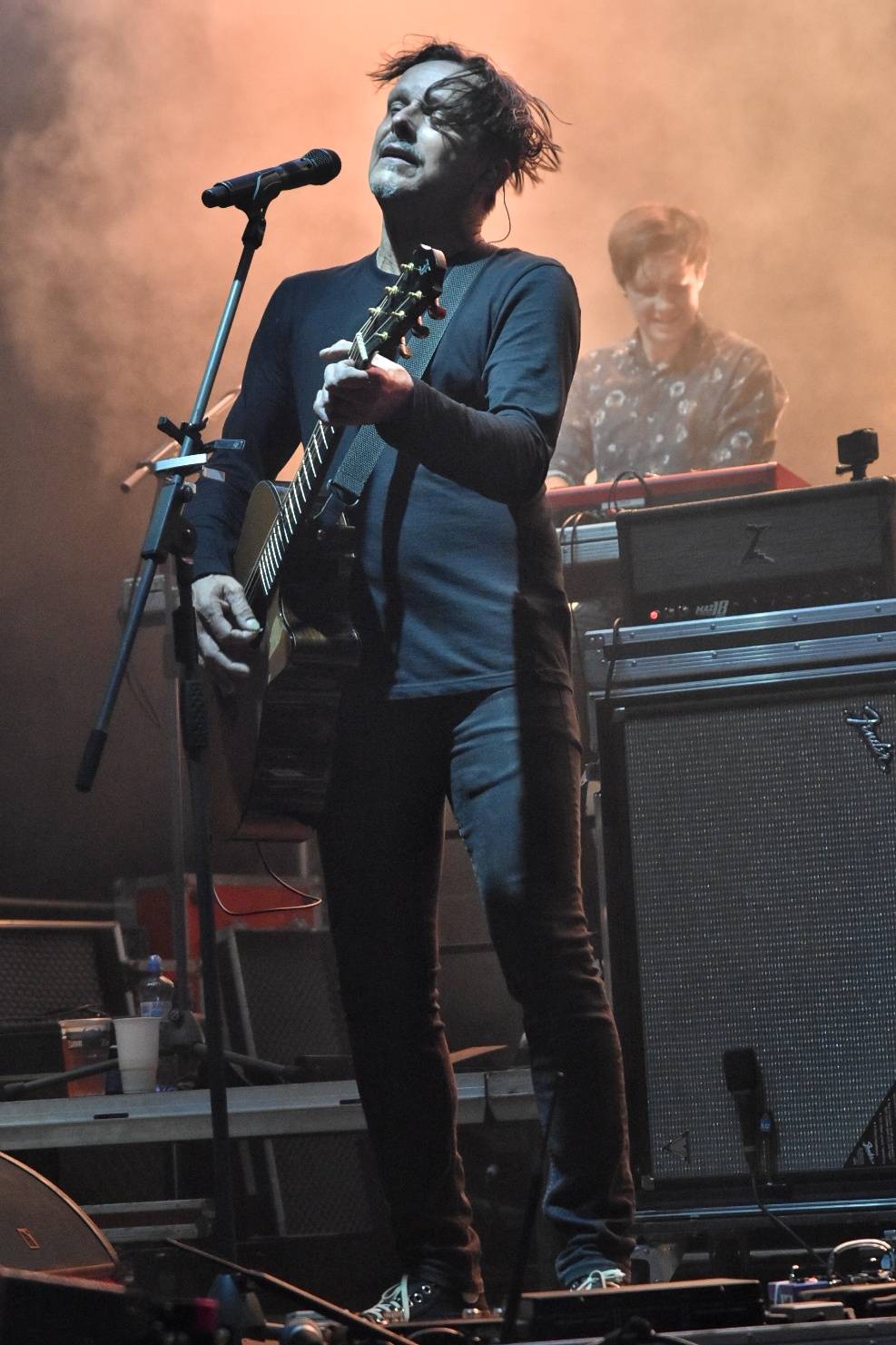 Chinaski rozezpívali plzeňské publikum svými největšími hity, předskakoval jim Marcell