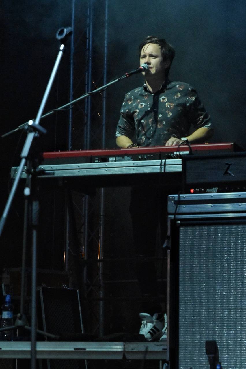 Chinaski rozezpívali plzeňské publikum svými největšími hity, předskakoval jim Marcell