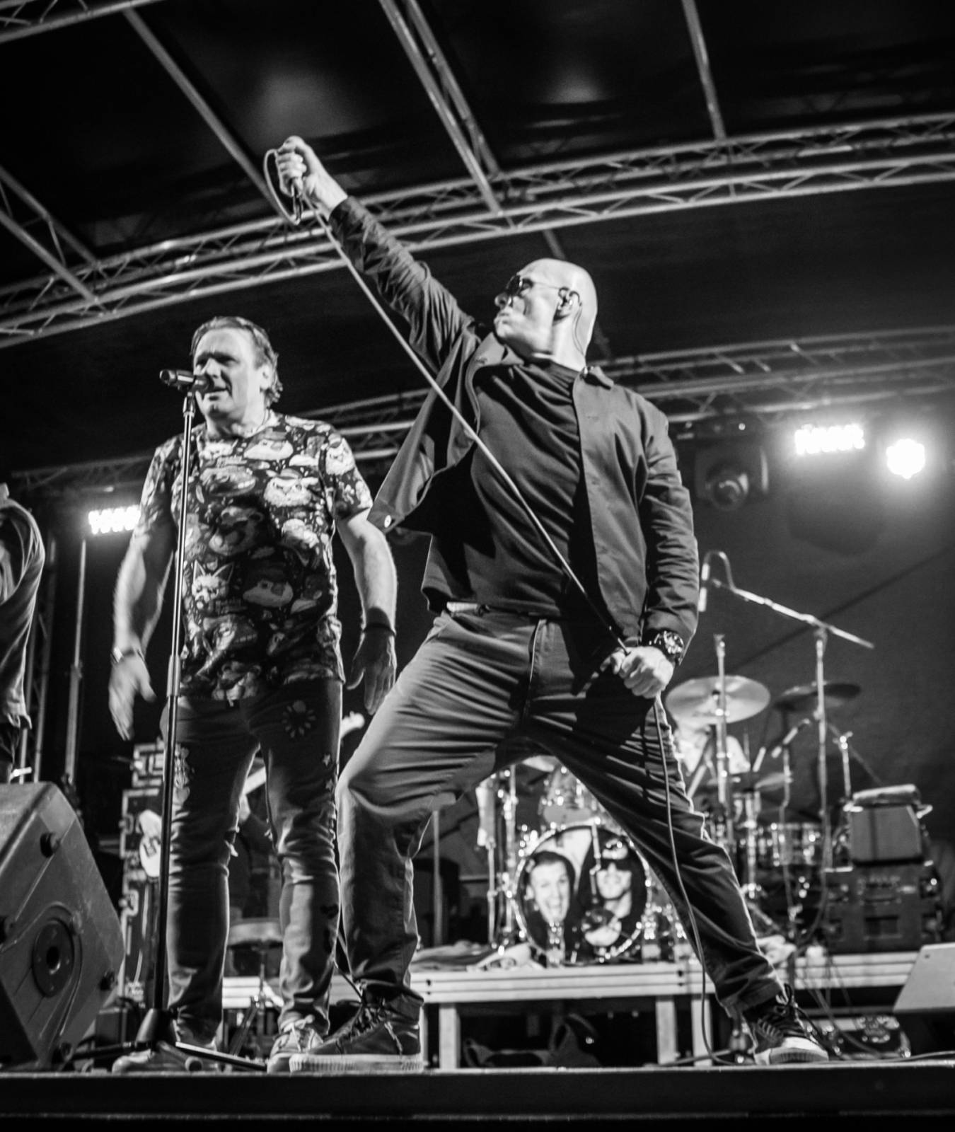 J.A.R. v plzeňském Leháru nezaháleli. A diskutovali, kdo je skutečný superhero