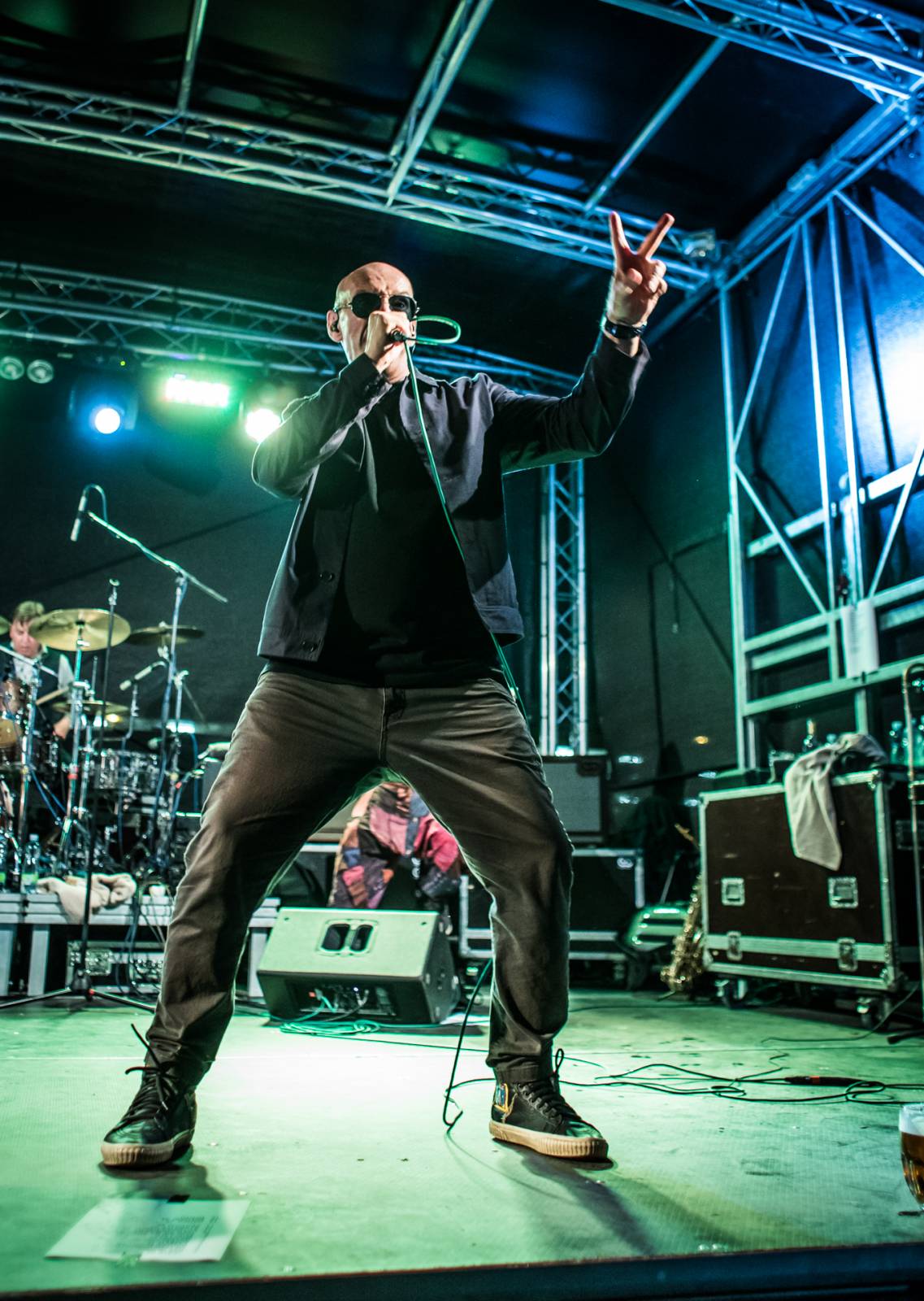 J.A.R. v plzeňském Leháru nezaháleli. A diskutovali, kdo je skutečný superhero