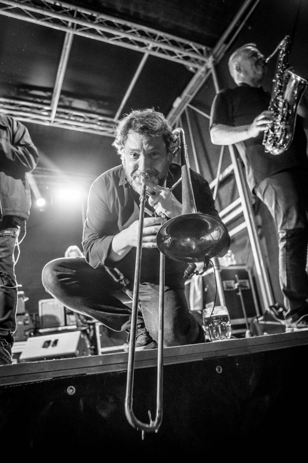 J.A.R. v plzeňském Leháru nezaháleli. A diskutovali, kdo je skutečný superhero