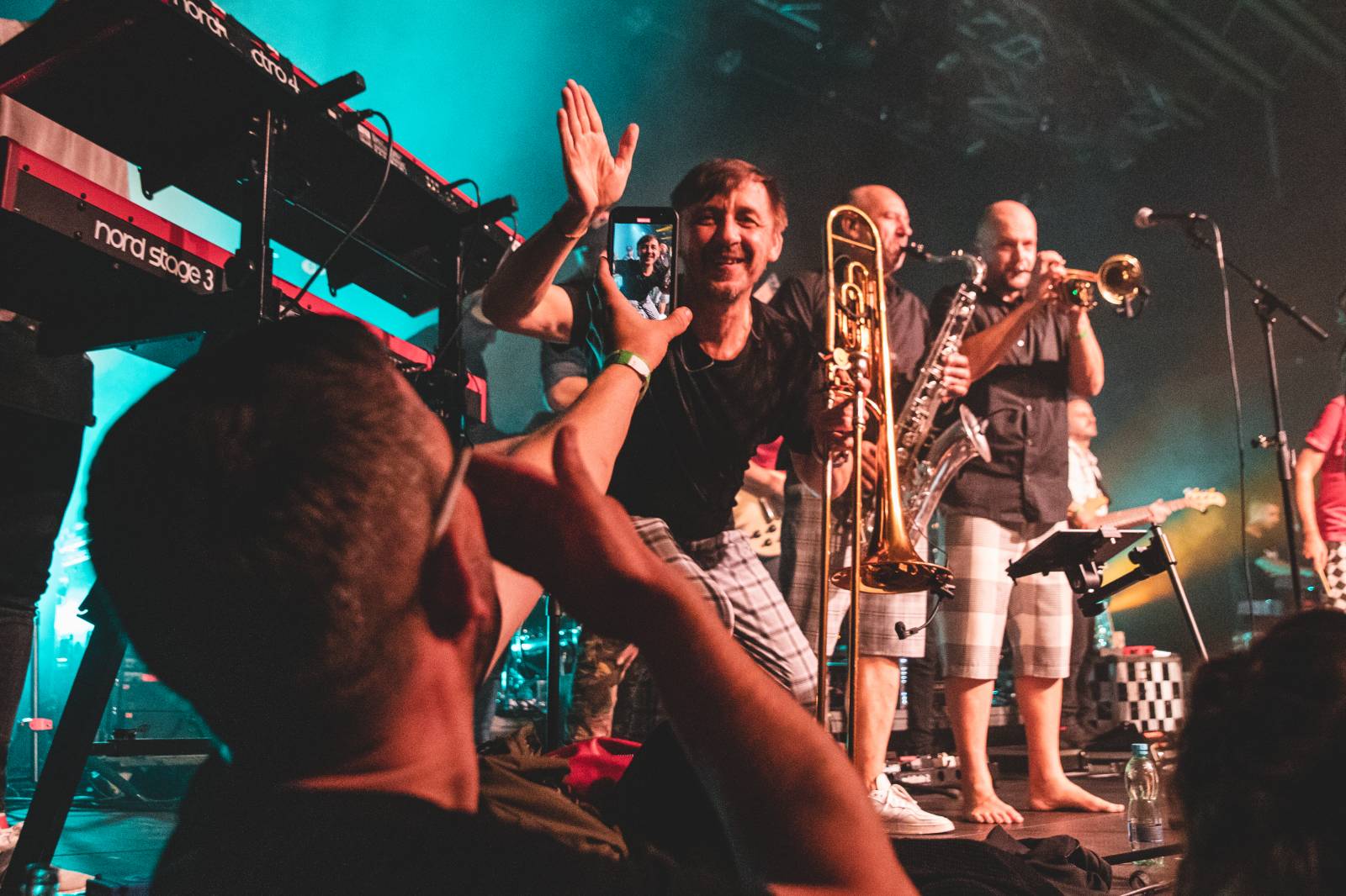 Polemic a Medial Banana roztančili vyprodanou brněnskou Flédu