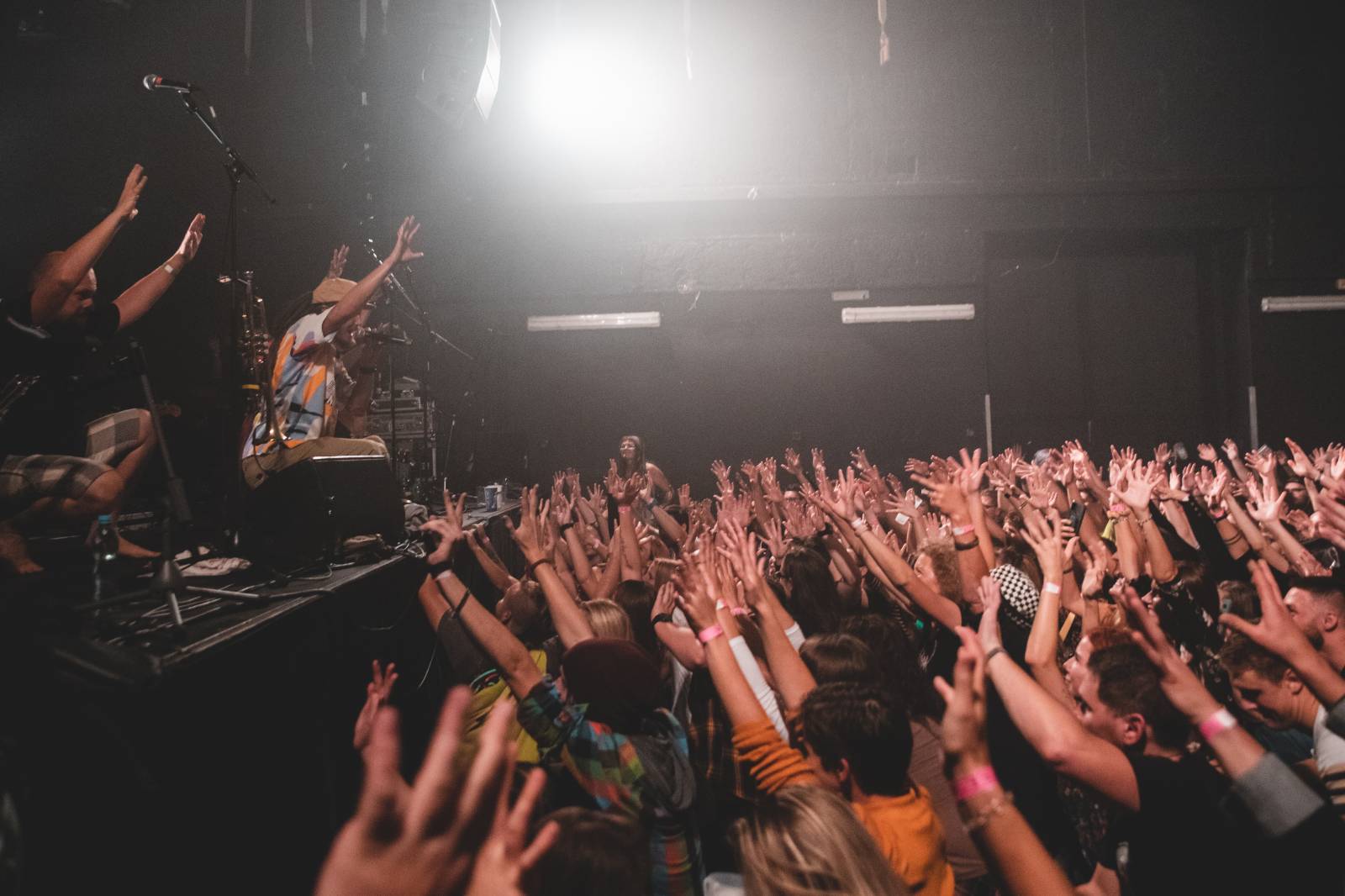 Polemic a Medial Banana roztančili vyprodanou brněnskou Flédu