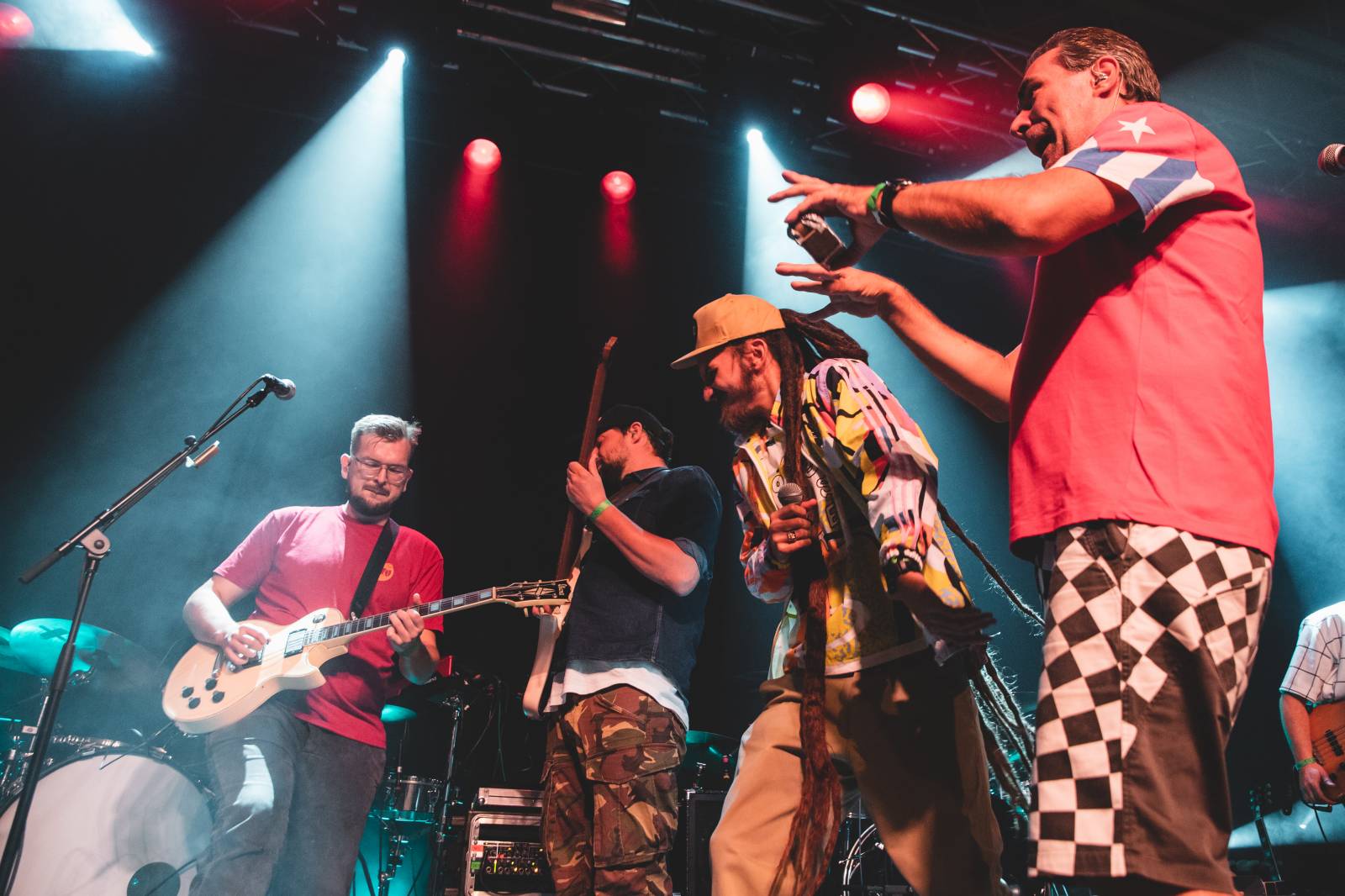 Polemic a Medial Banana roztančili vyprodanou brněnskou Flédu