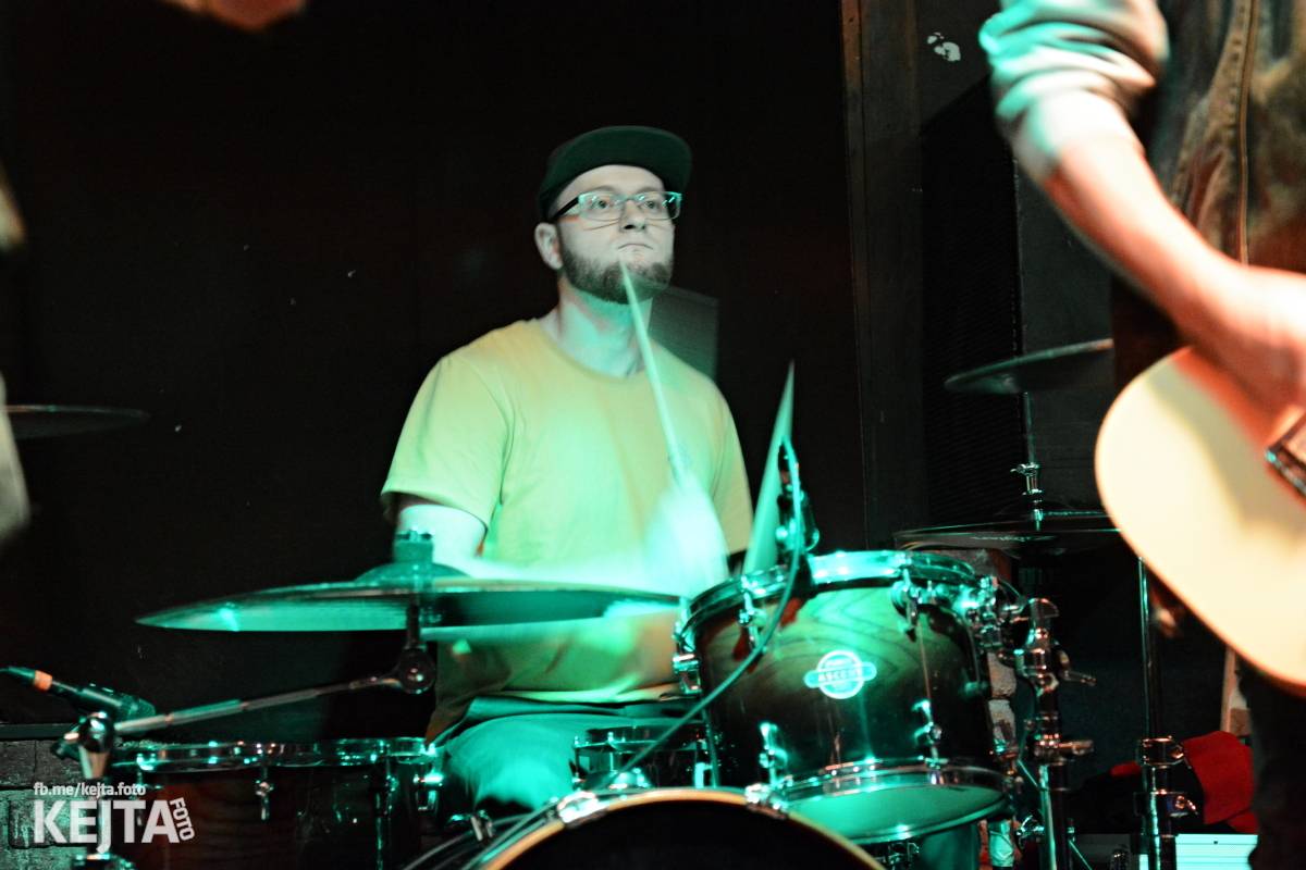 Punkový rej v Modré Vopici: zahráli WOSA, Apple juice, Čára, Resumé i RV-4