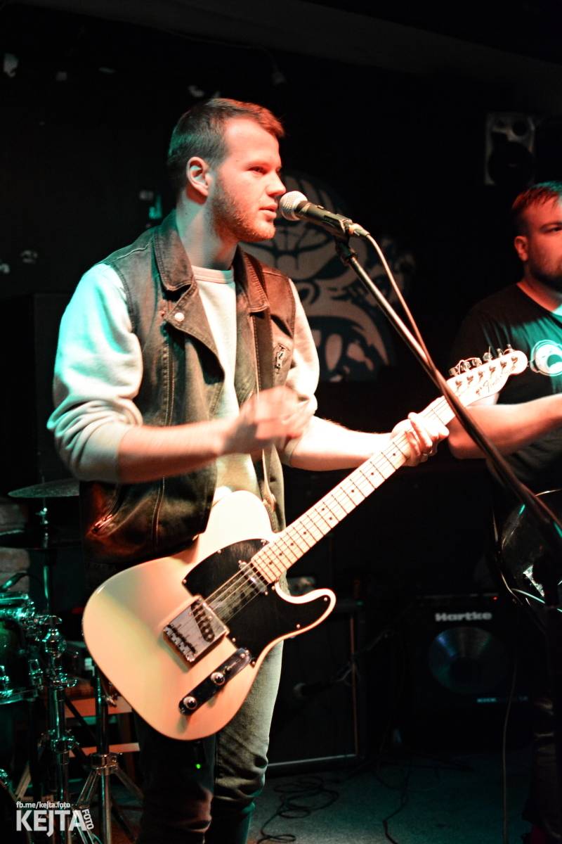 Punkový rej v Modré Vopici: zahráli WOSA, Apple juice, Čára, Resumé i RV-4