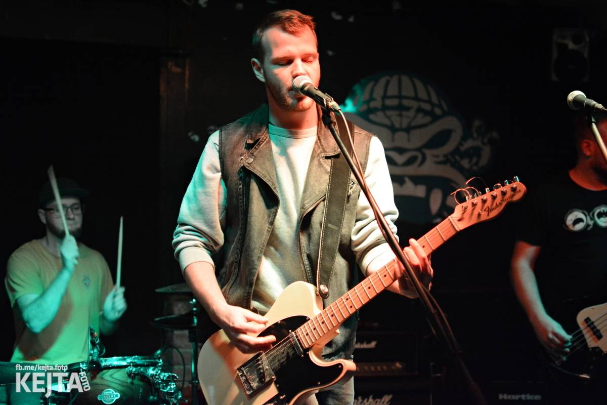 Punkový rej v Modré Vopici: zahráli WOSA, Apple juice, Čára, Resumé i RV-4