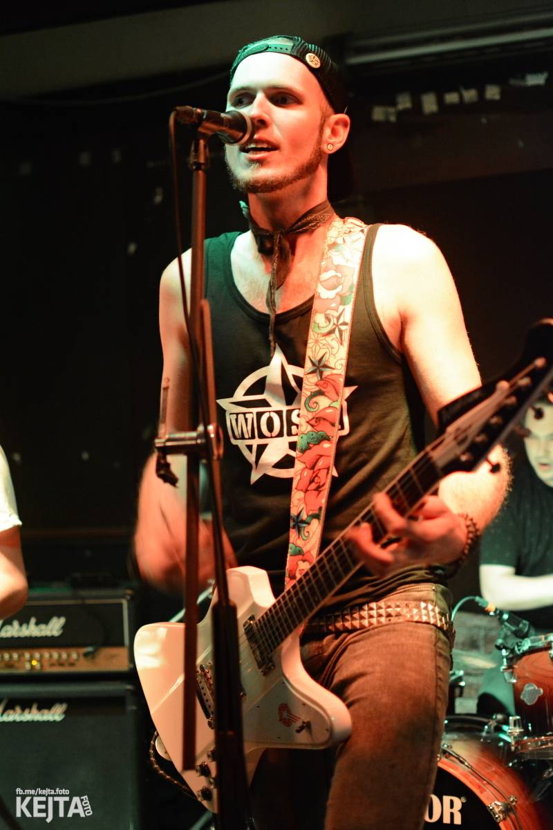 Punkový rej v Modré Vopici: zahráli WOSA, Apple juice, Čára, Resumé i RV-4