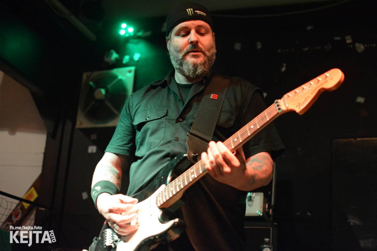 Punkový rej v Modré Vopici: zahráli WOSA, Apple juice, Čára, Resumé i RV-4