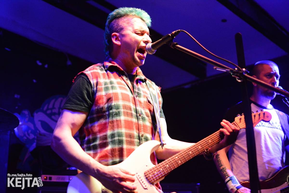 Punkový rej v Modré Vopici: zahráli WOSA, Apple juice, Čára, Resumé i RV-4