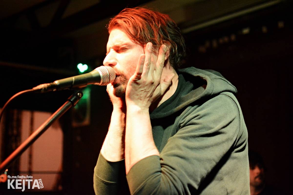 Punkový rej v Modré Vopici: zahráli WOSA, Apple juice, Čára, Resumé i RV-4