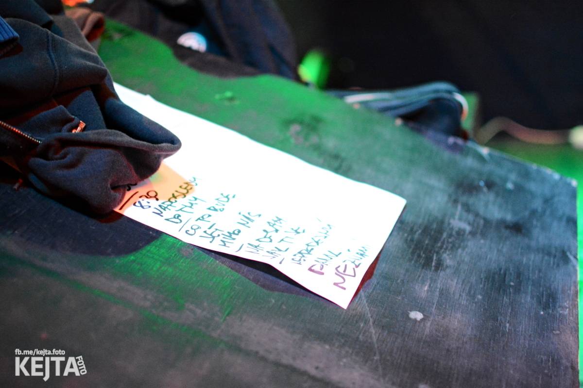 Punkový rej v Modré Vopici: zahráli WOSA, Apple juice, Čára, Resumé i RV-4