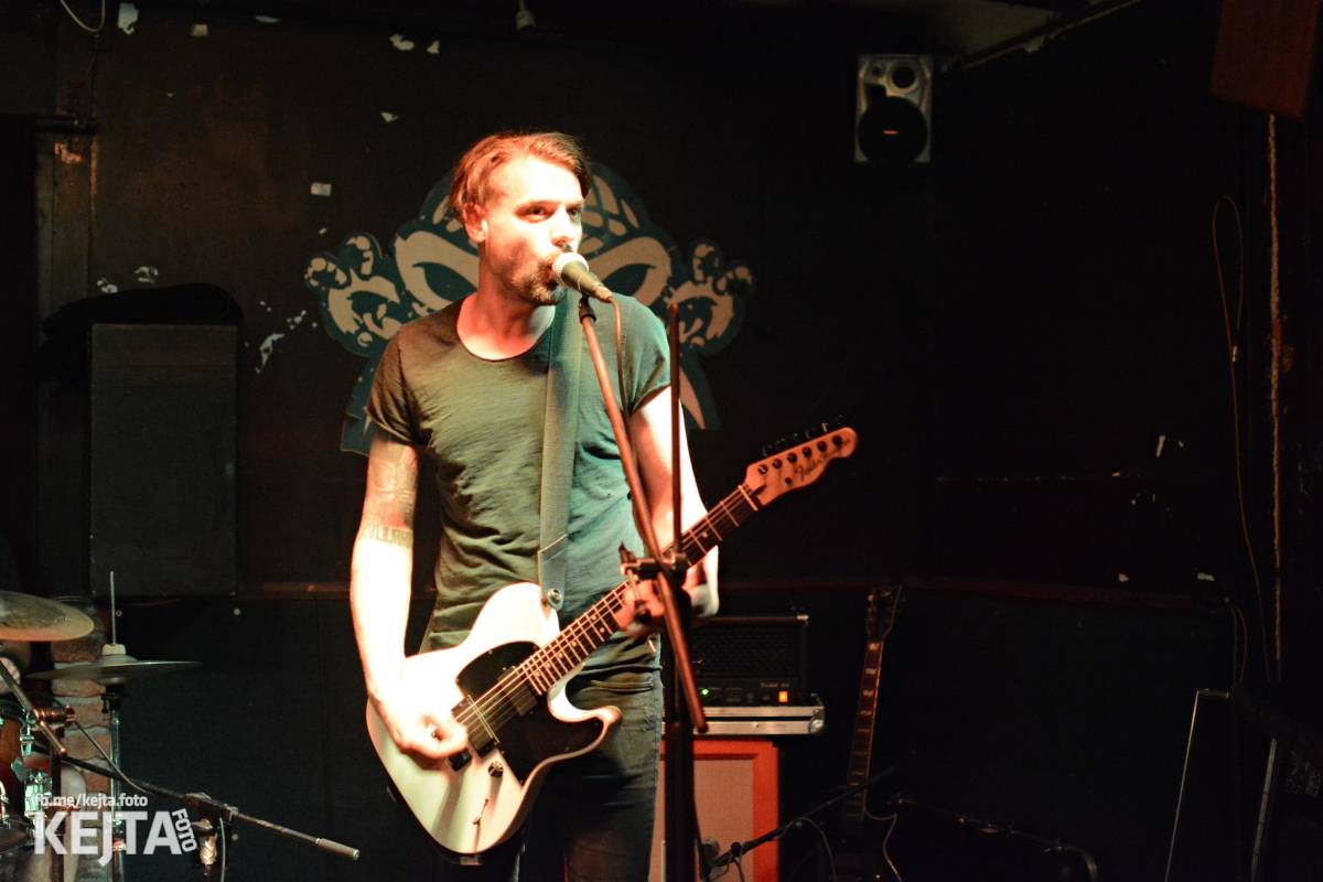 Punkový rej v Modré Vopici: zahráli WOSA, Apple juice, Čára, Resumé i RV-4