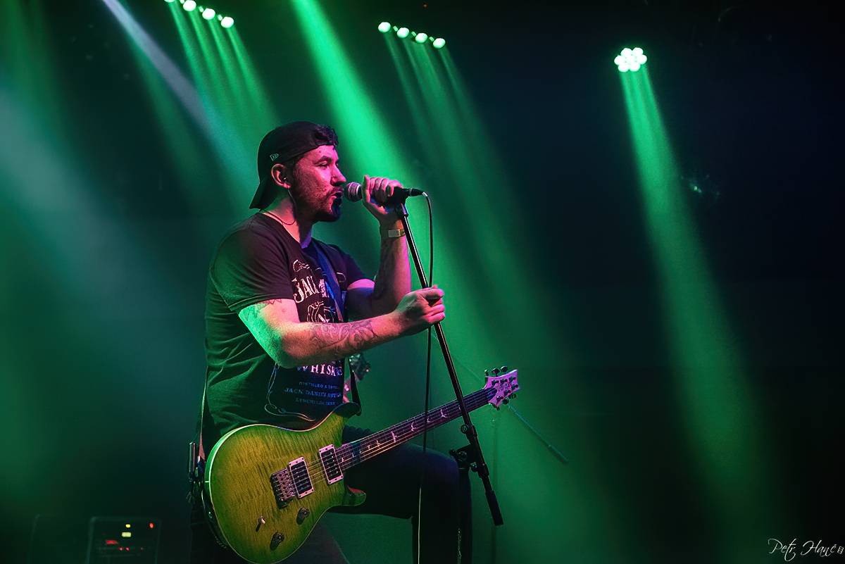 zakázanÝovoce se dočkalo křtu loňského alba a odloženého turné