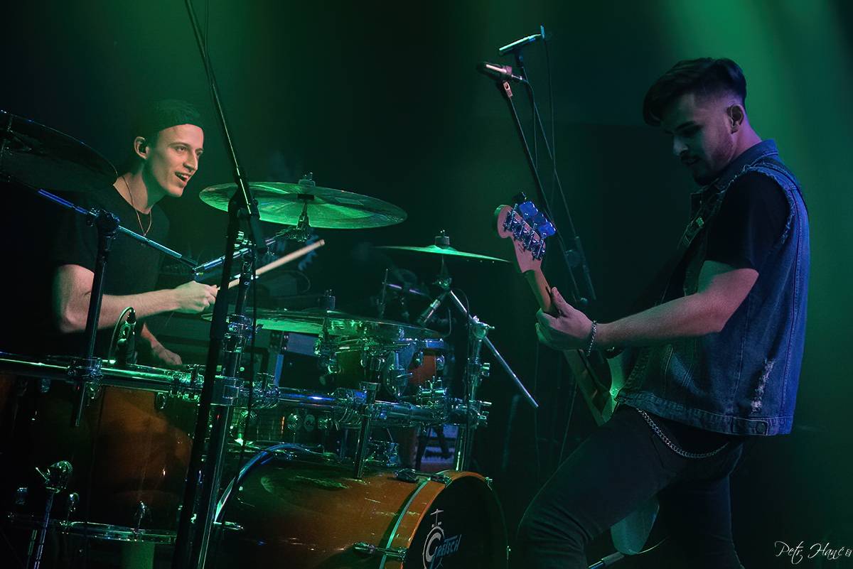 zakázanÝovoce se dočkalo křtu loňského alba a odloženého turné