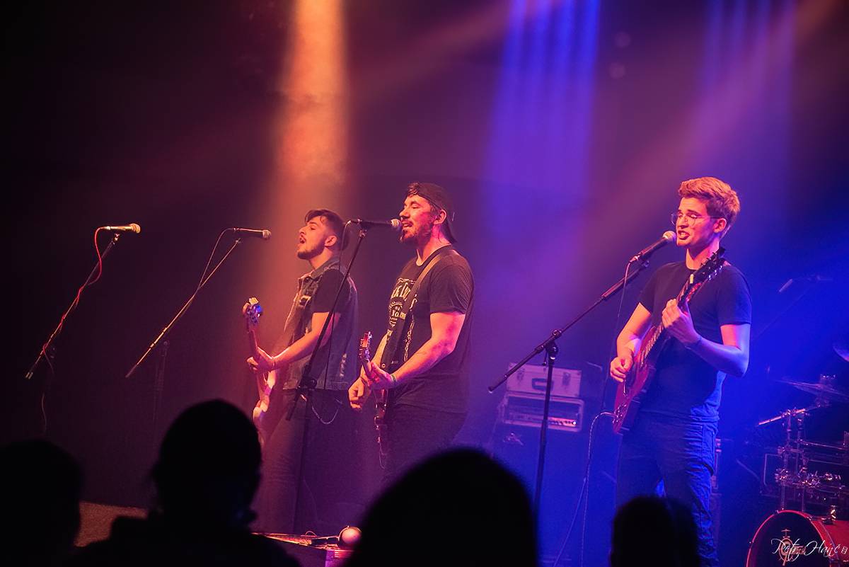 zakázanÝovoce se dočkalo křtu loňského alba a odloženého turné