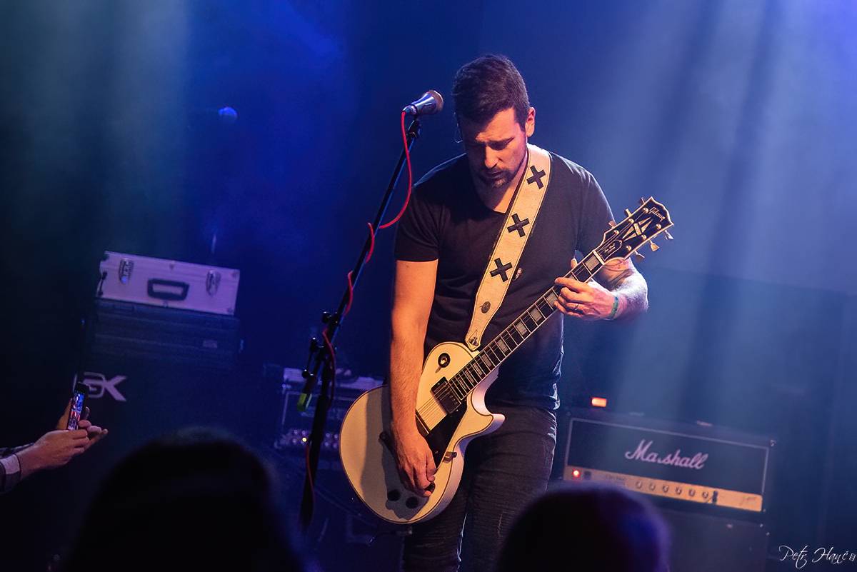 zakázanÝovoce se dočkalo křtu loňského alba a odloženého turné