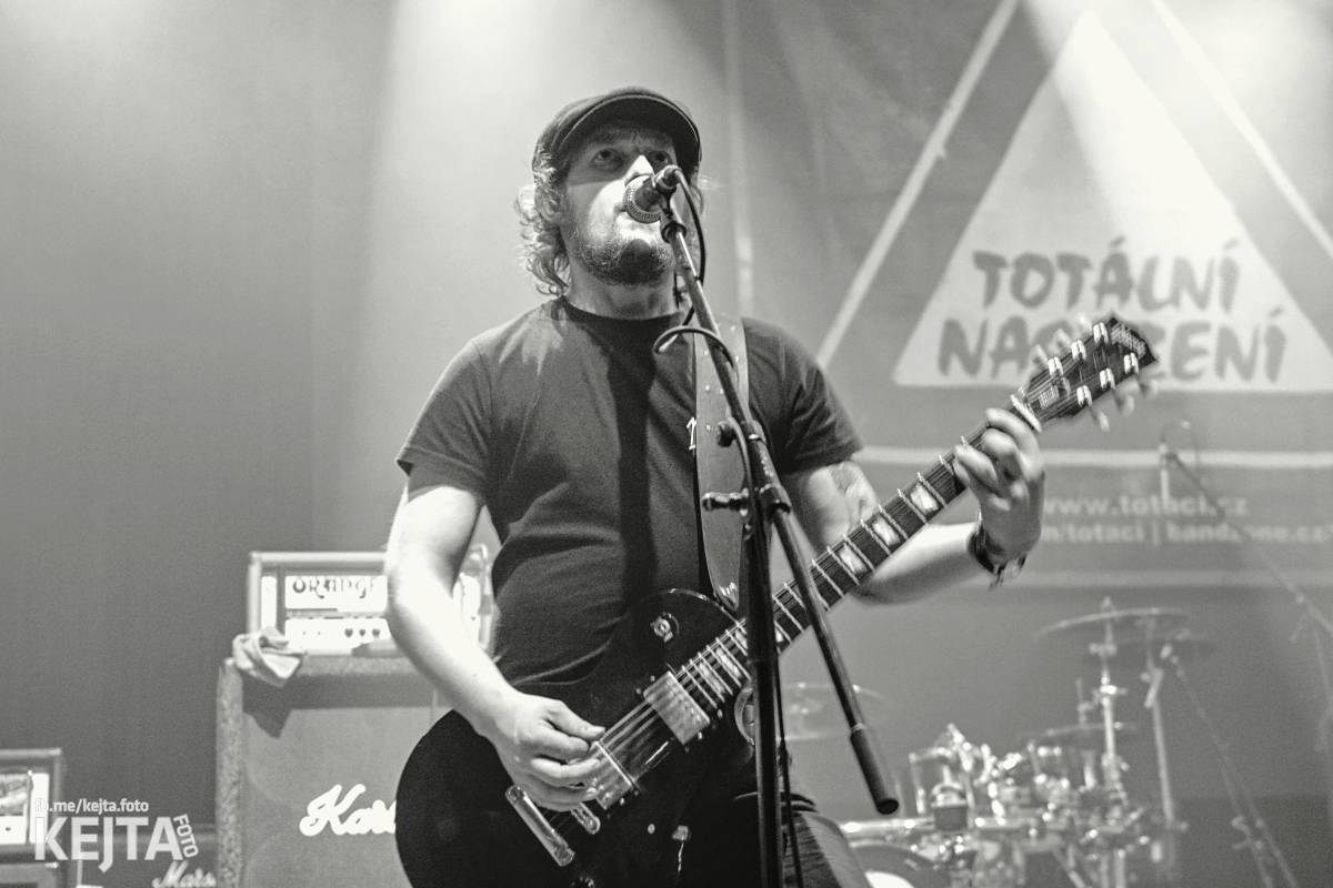 Totální nasazení oslavilo 30 let, vystoupili také Plexis, The Fialky nebo Deratizéři