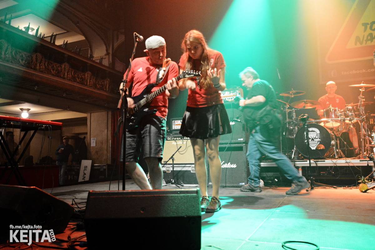 Totální nasazení oslavilo 30 let, vystoupili také Plexis, The Fialky nebo Deratizéři