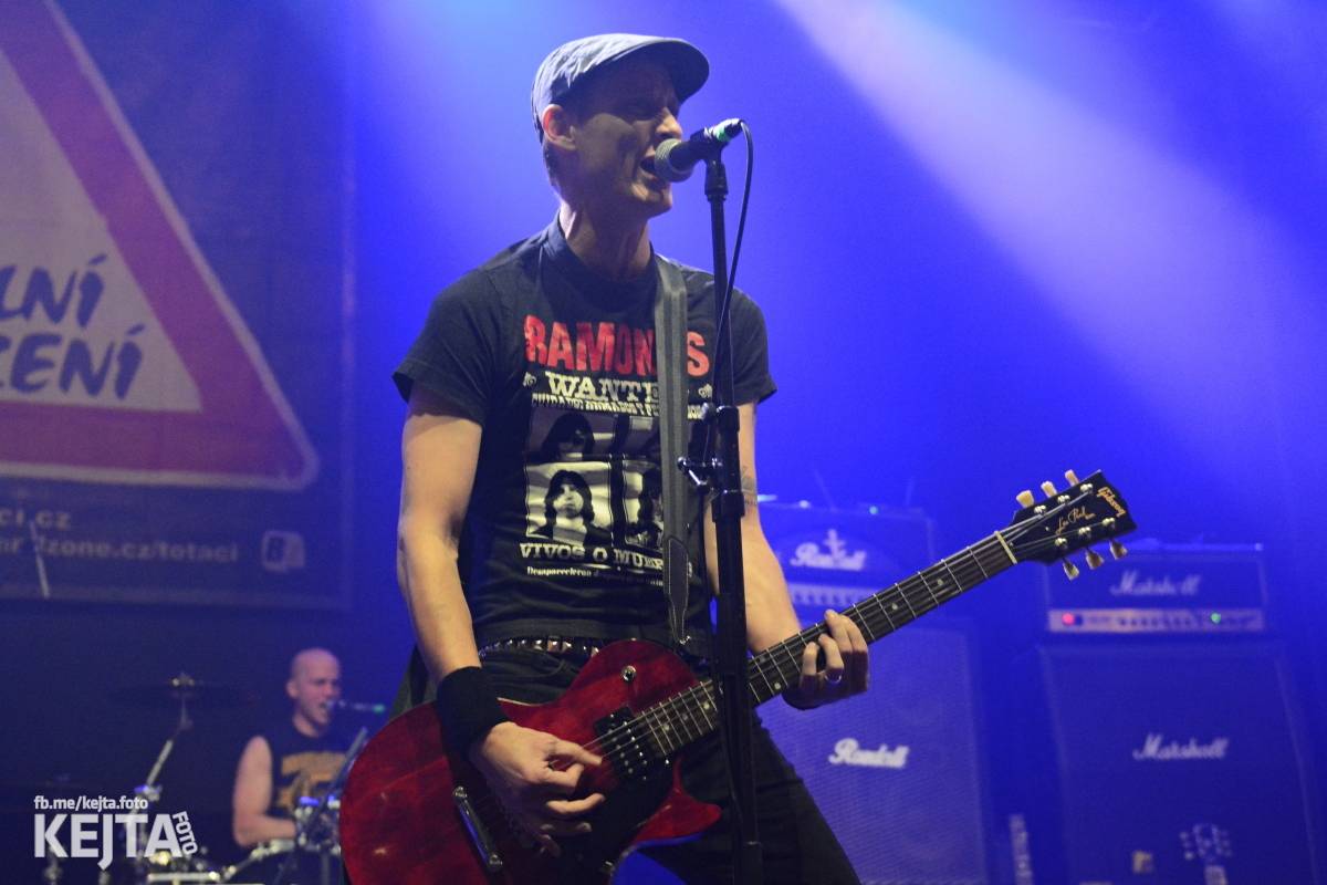 Totální nasazení oslavilo 30 let, vystoupili také Plexis, The Fialky nebo Deratizéři