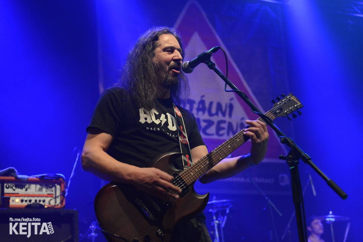Totální nasazení oslavilo 30 let, vystoupili také Plexis, The Fialky nebo Deratizéři
