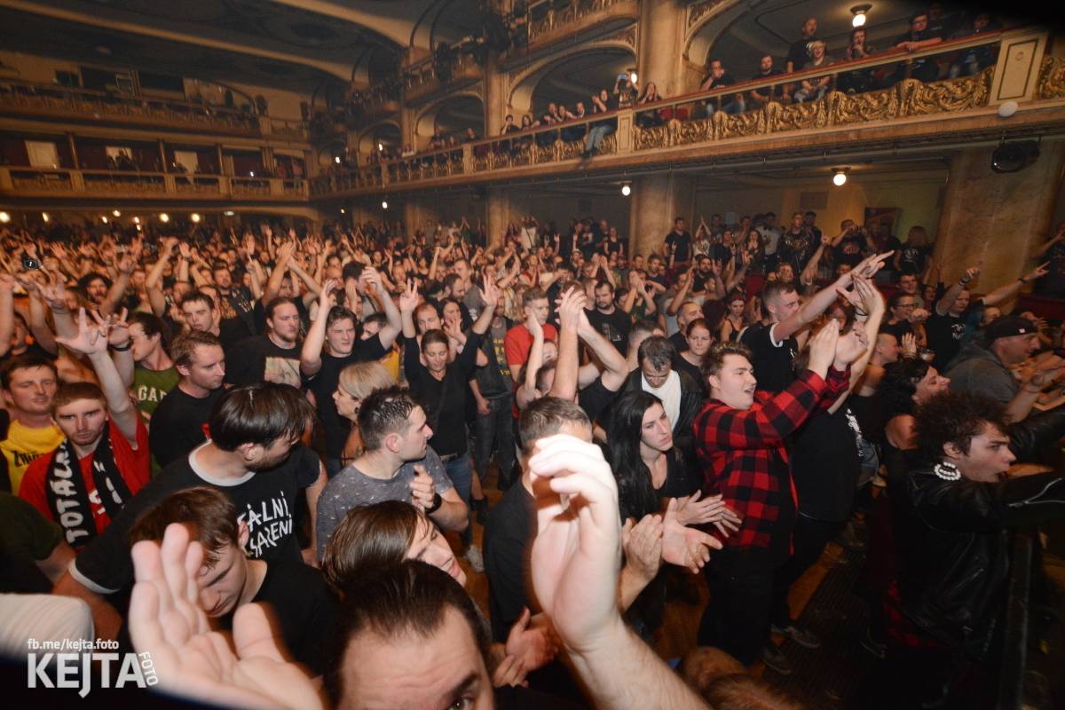 Totální nasazení oslavilo 30 let, vystoupili také Plexis, The Fialky nebo Deratizéři