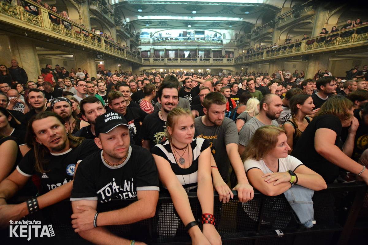 Totální nasazení oslavilo 30 let, vystoupili také Plexis, The Fialky nebo Deratizéři