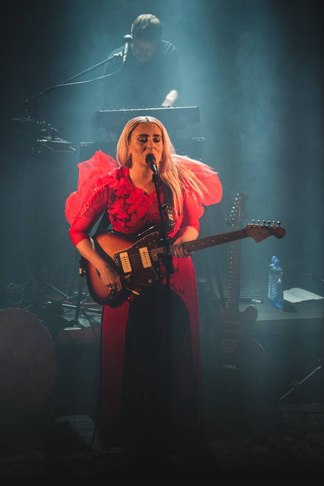 Charakteristický hlas Eivør opět rozezněl Prahu, zpěvačka nabídla posluchačům průřez žánry