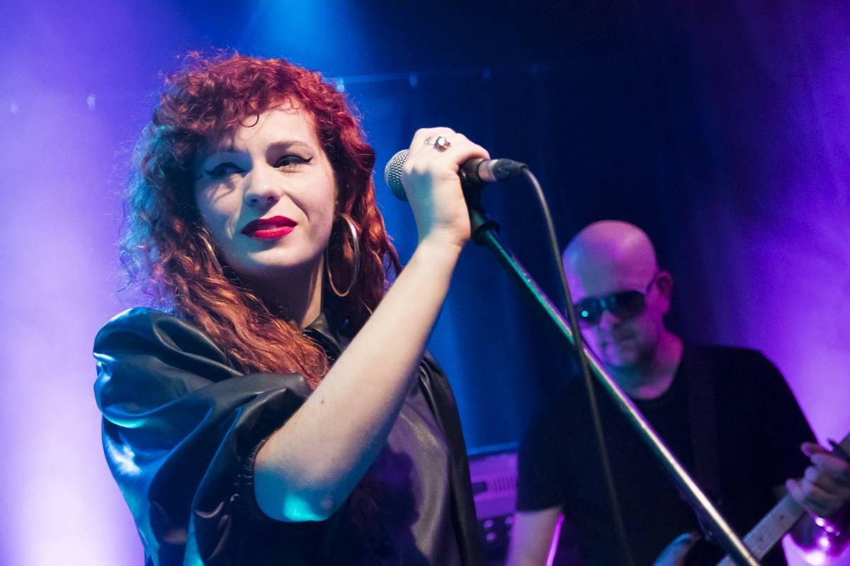 Walkmanz pokřtili album Mono. Kmotrem se stal Jiří Mádl, přišel i Láska