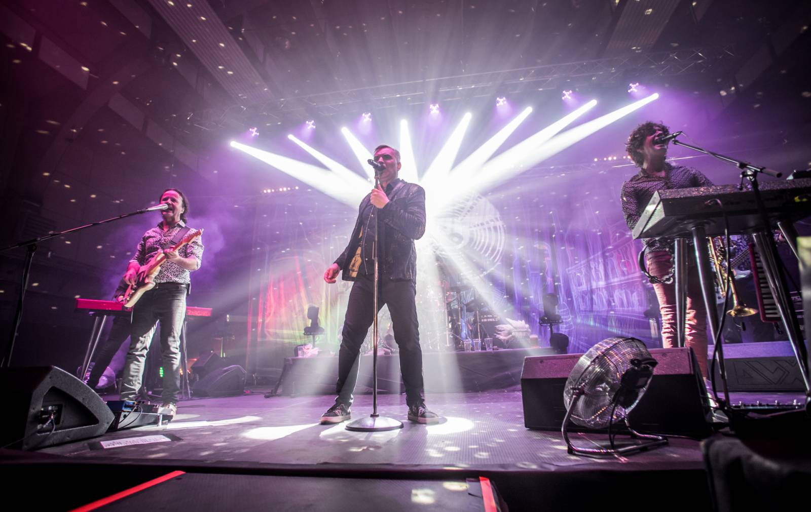 Na koncertě Mig 21 v Plzni se tančilo od začátku do konce, skladba Kalhotky si sundej zabrala i tentokrát