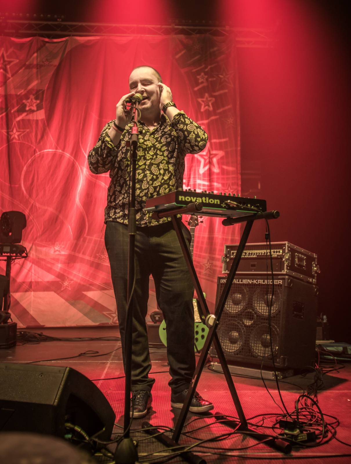 Na koncertě Mig 21 v Plzni se tančilo od začátku do konce, skladba Kalhotky si sundej zabrala i tentokrát