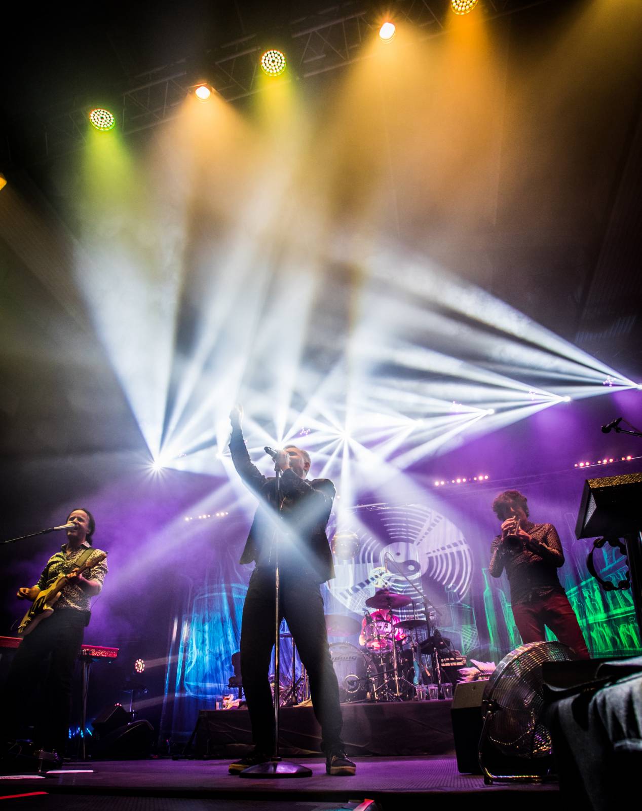 Na koncertě Mig 21 v Plzni se tančilo od začátku do konce, skladba Kalhotky si sundej zabrala i tentokrát