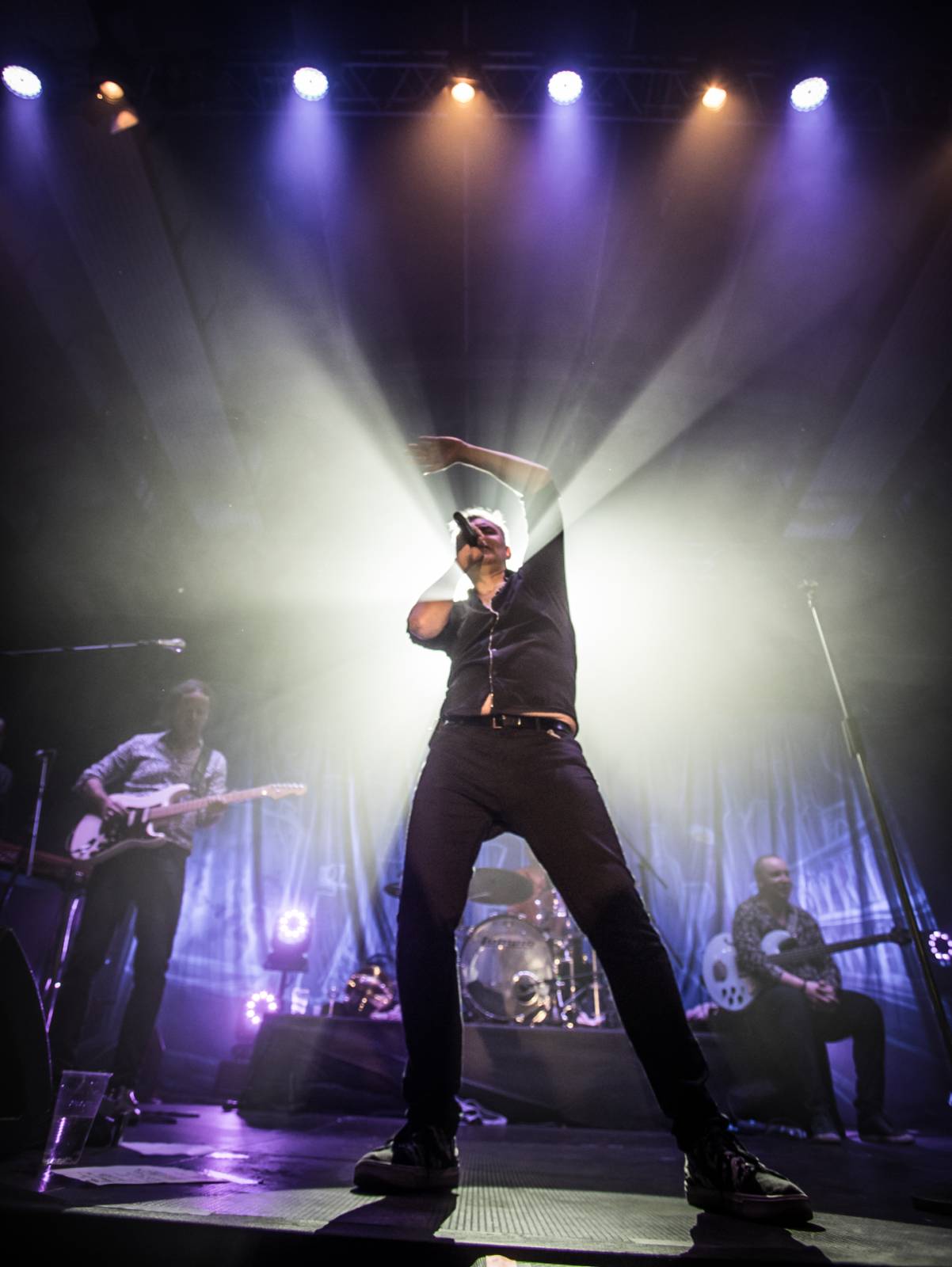 Na koncertě Mig 21 v Plzni se tančilo od začátku do konce, skladba Kalhotky si sundej zabrala i tentokrát