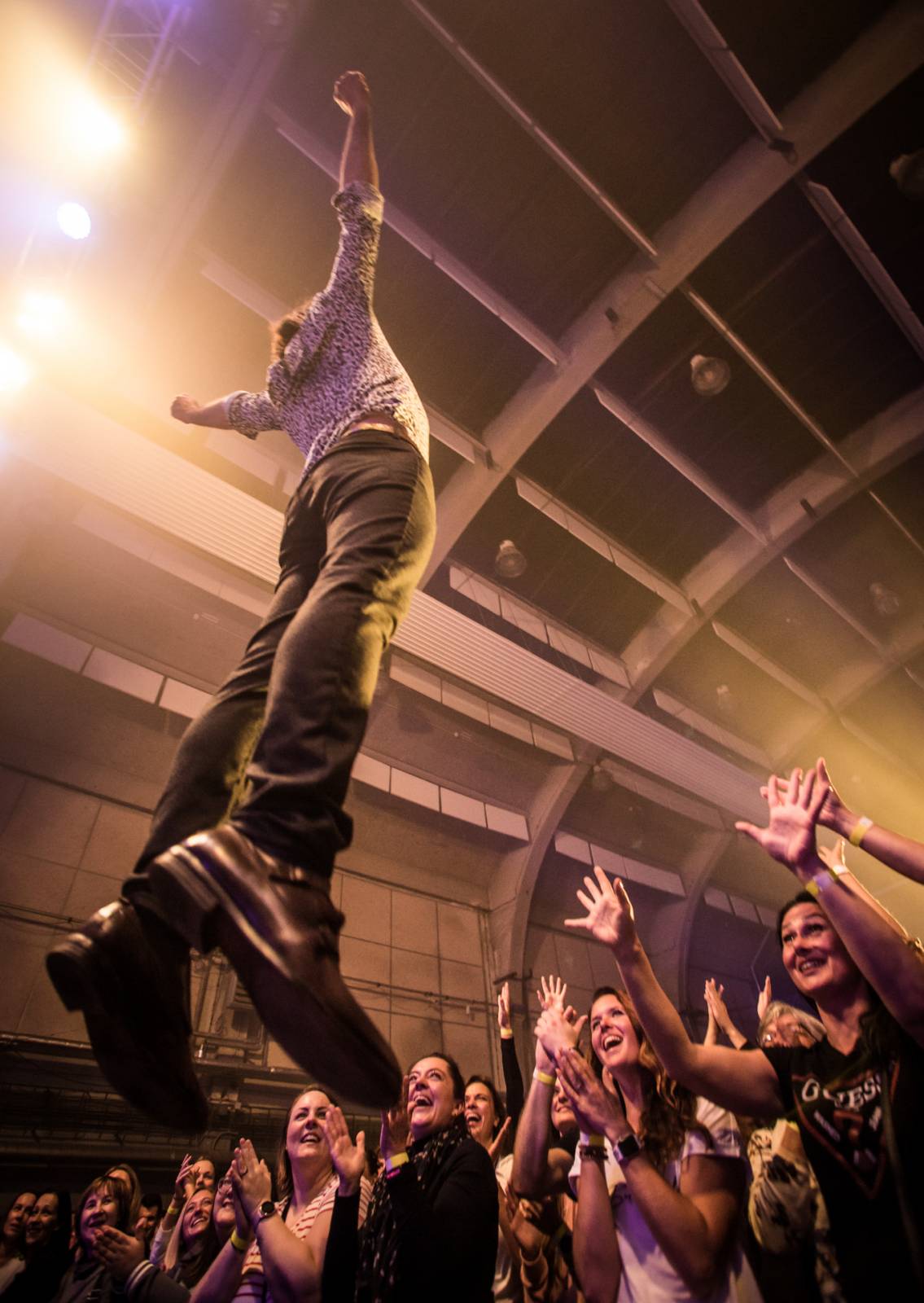 Na koncertě Mig 21 v Plzni se tančilo od začátku do konce, skladba Kalhotky si sundej zabrala i tentokrát