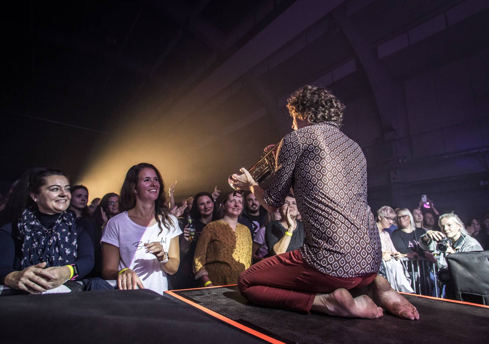 Na koncertě Mig 21 v Plzni se tančilo od začátku do konce, skladba Kalhotky si sundej zabrala i tentokrát