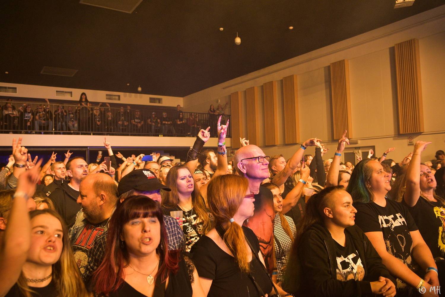 Doga a DeBill Heads předvedli v plzeňské Šeříkovce pekelnou jízdu, křtilo se i album Hard Colony