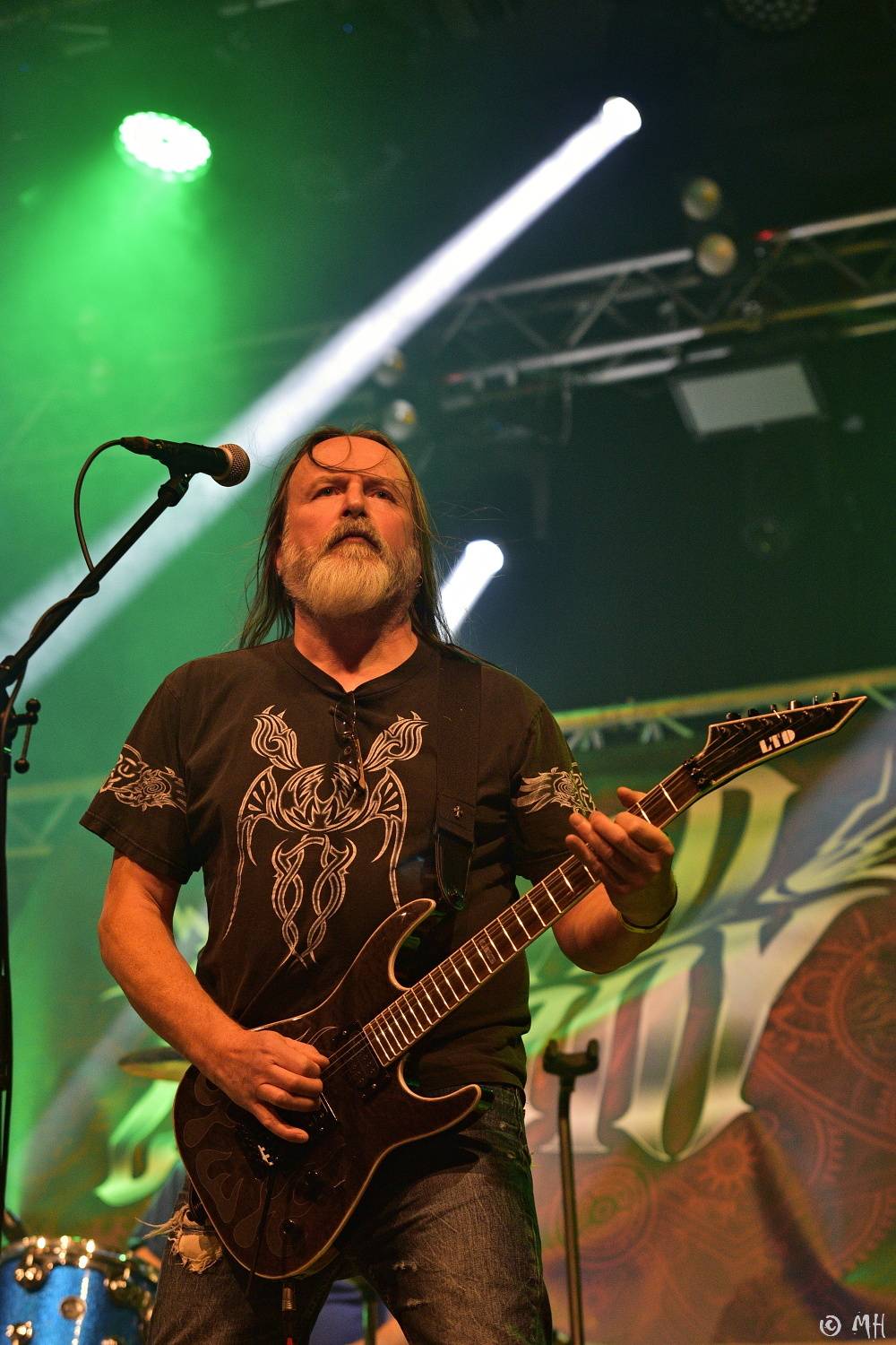 Doga a DeBill Heads předvedli v plzeňské Šeříkovce pekelnou jízdu, křtilo se i album Hard Colony