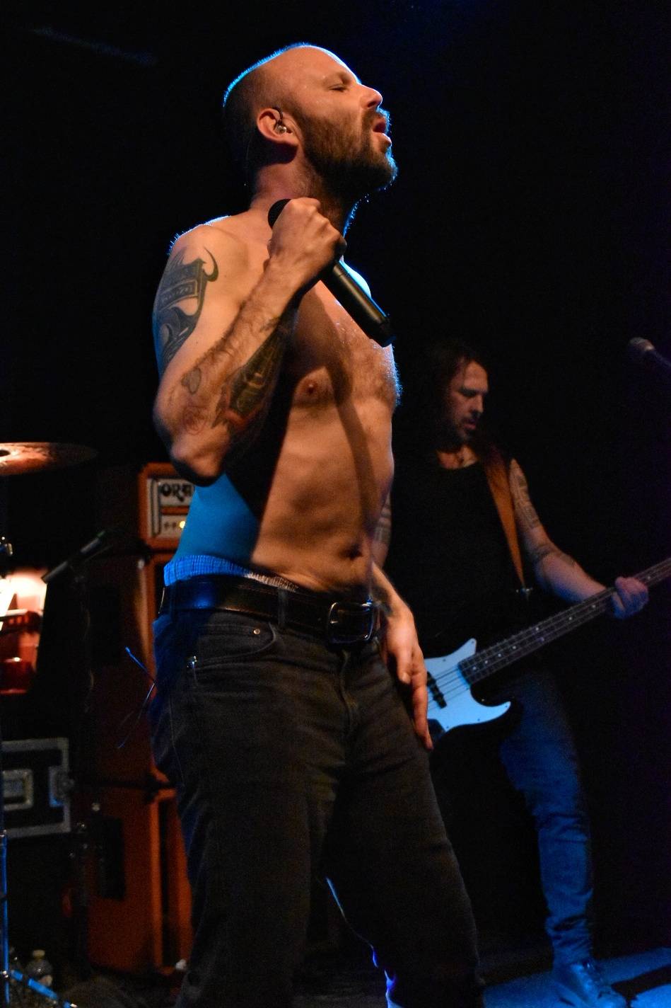 Kurtizány z 25. Avenue pokřtili album Honzíkova cesta, kmotrou byla Anna K.