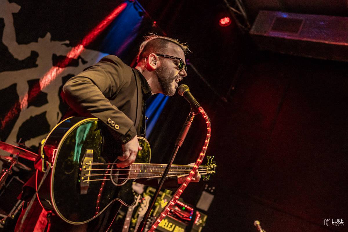 Cocotte Minute brázdí republiku na akustickém turné, dějiny folku přepsali i ve Svitavách