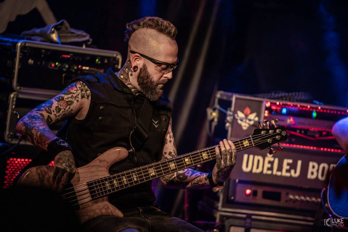 Cocotte Minute brázdí republiku na akustickém turné, dějiny folku přepsali i ve Svitavách