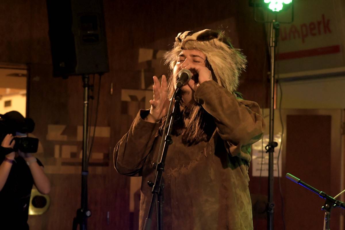 Do programu druhého dne Blues Alive zasáhl koronavirus, nedorazili švédští Black River Delta