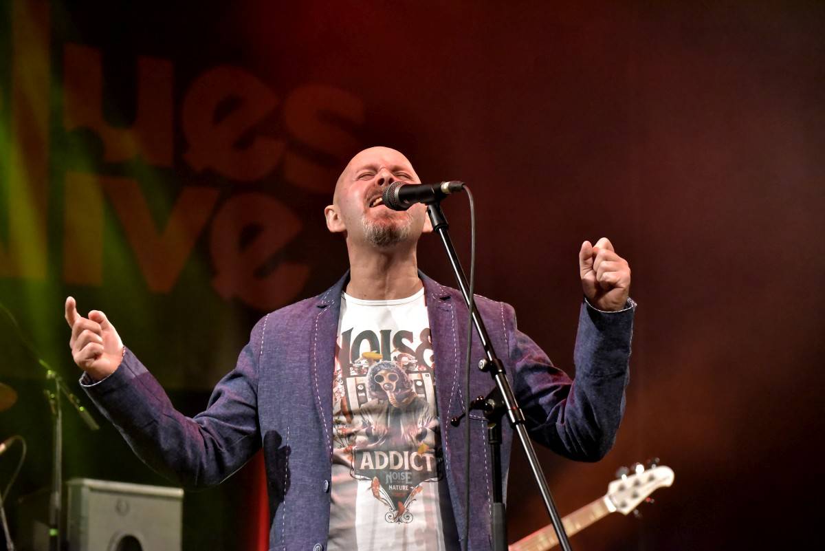 Do programu druhého dne Blues Alive zasáhl koronavirus, nedorazili švédští Black River Delta