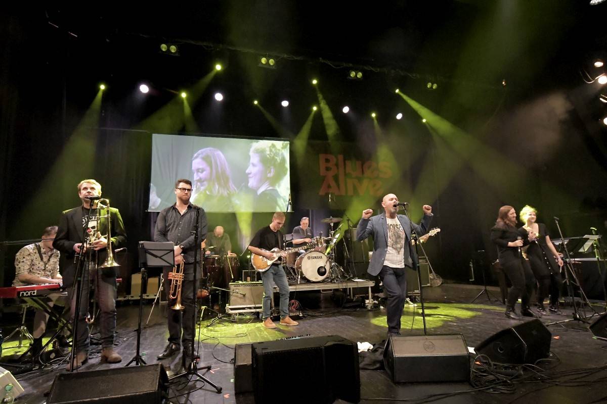 Do programu druhého dne Blues Alive zasáhl koronavirus, nedorazili švédští Black River Delta