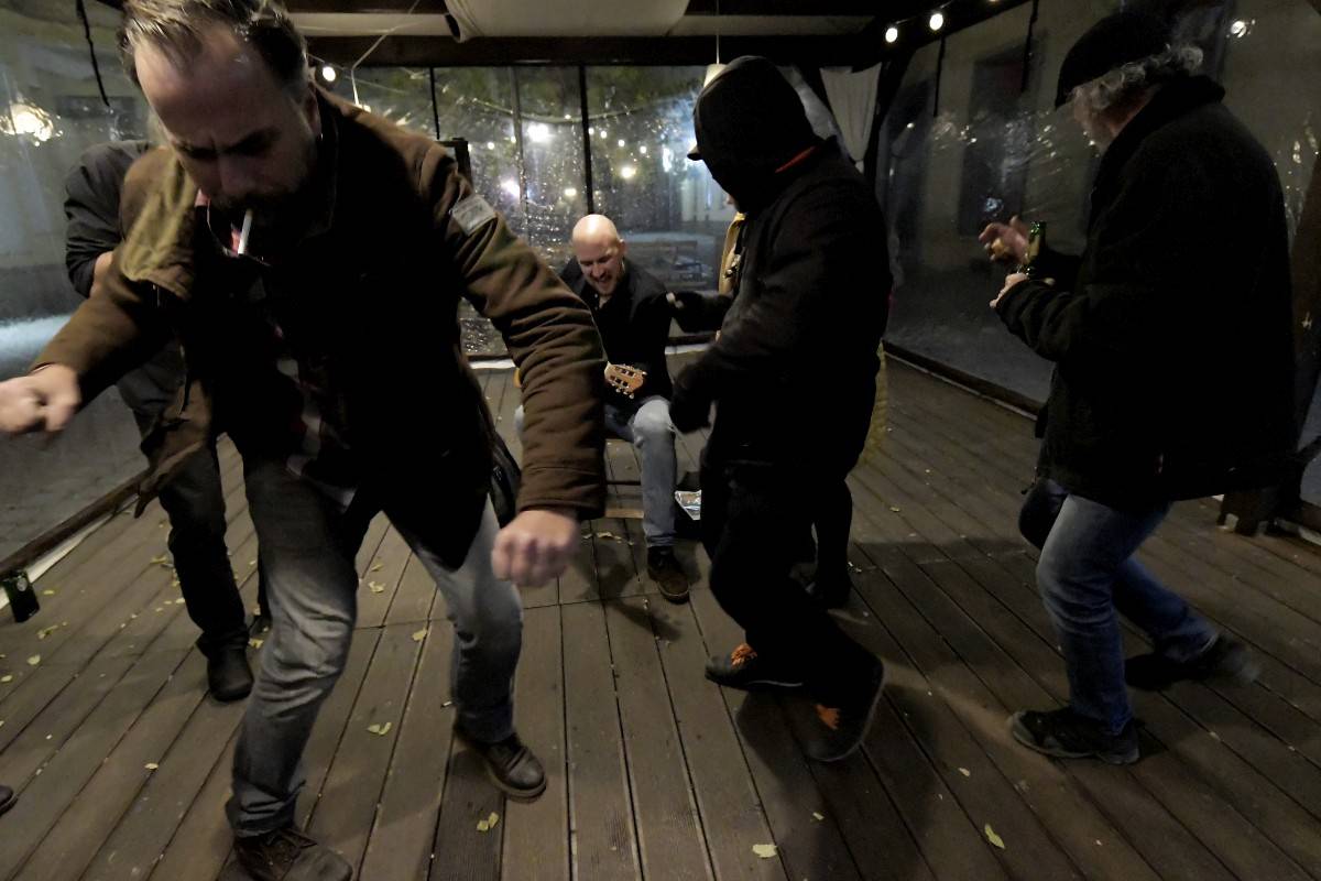 Do programu druhého dne Blues Alive zasáhl koronavirus, nedorazili švédští Black River Delta