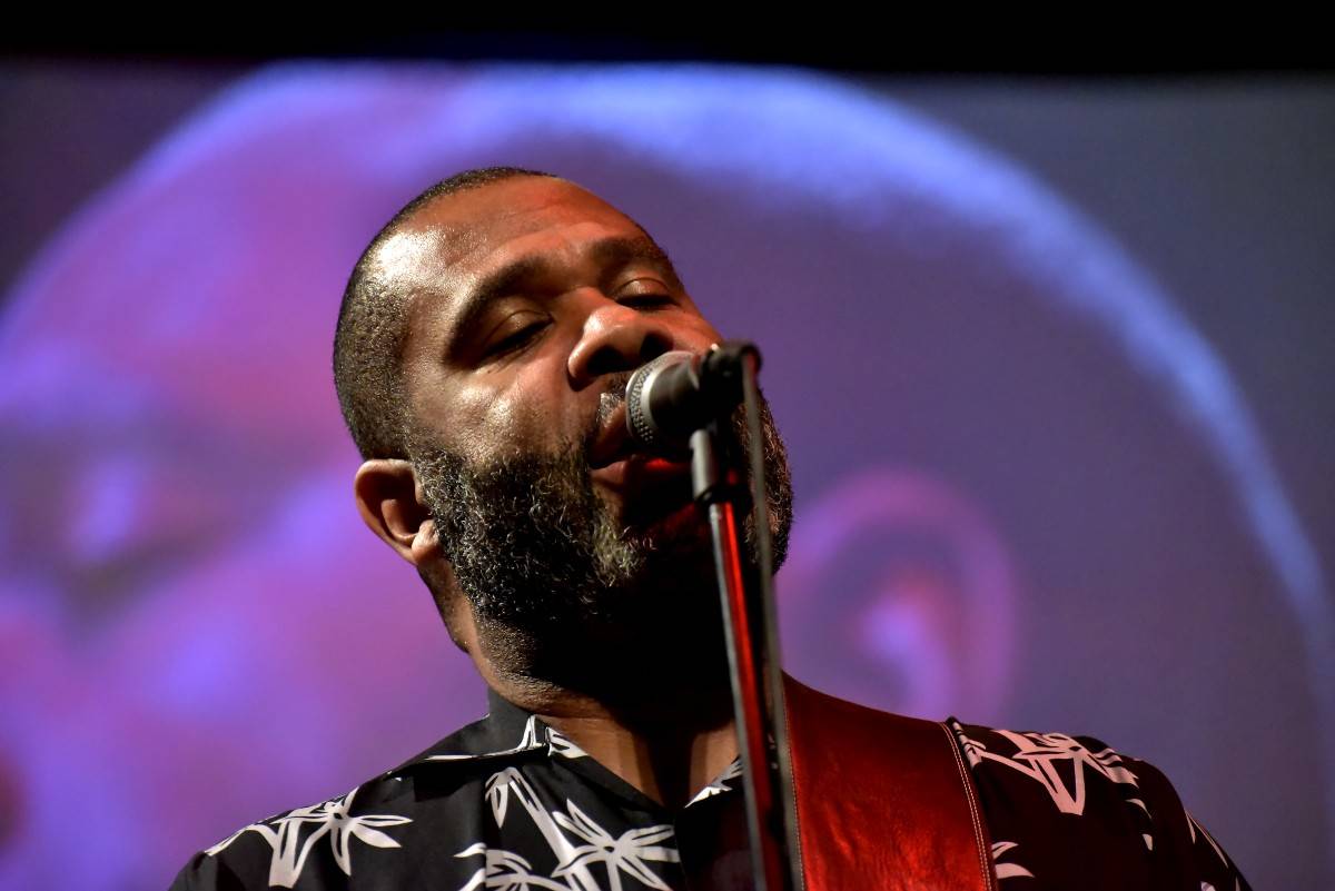 Poslední den festivalu Blues Alive zahráli John Primer i bubeník Boba Dylana