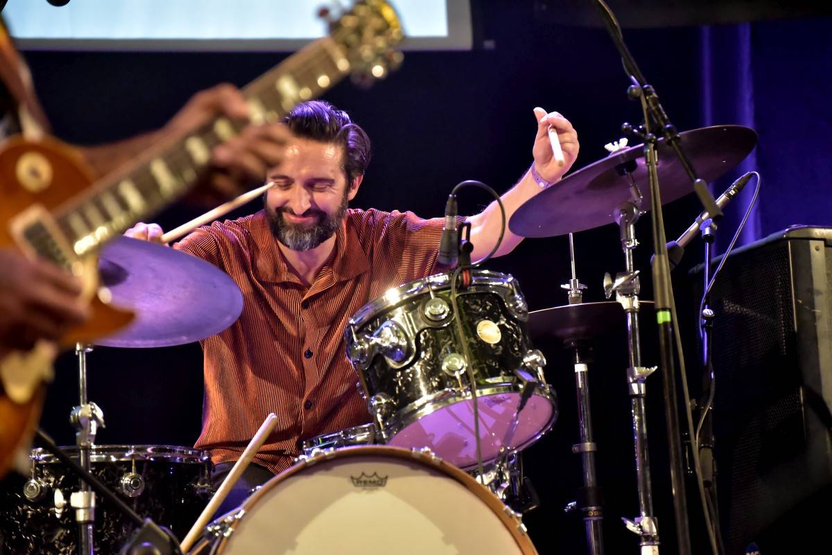 Poslední den festivalu Blues Alive zahráli John Primer i bubeník Boba Dylana