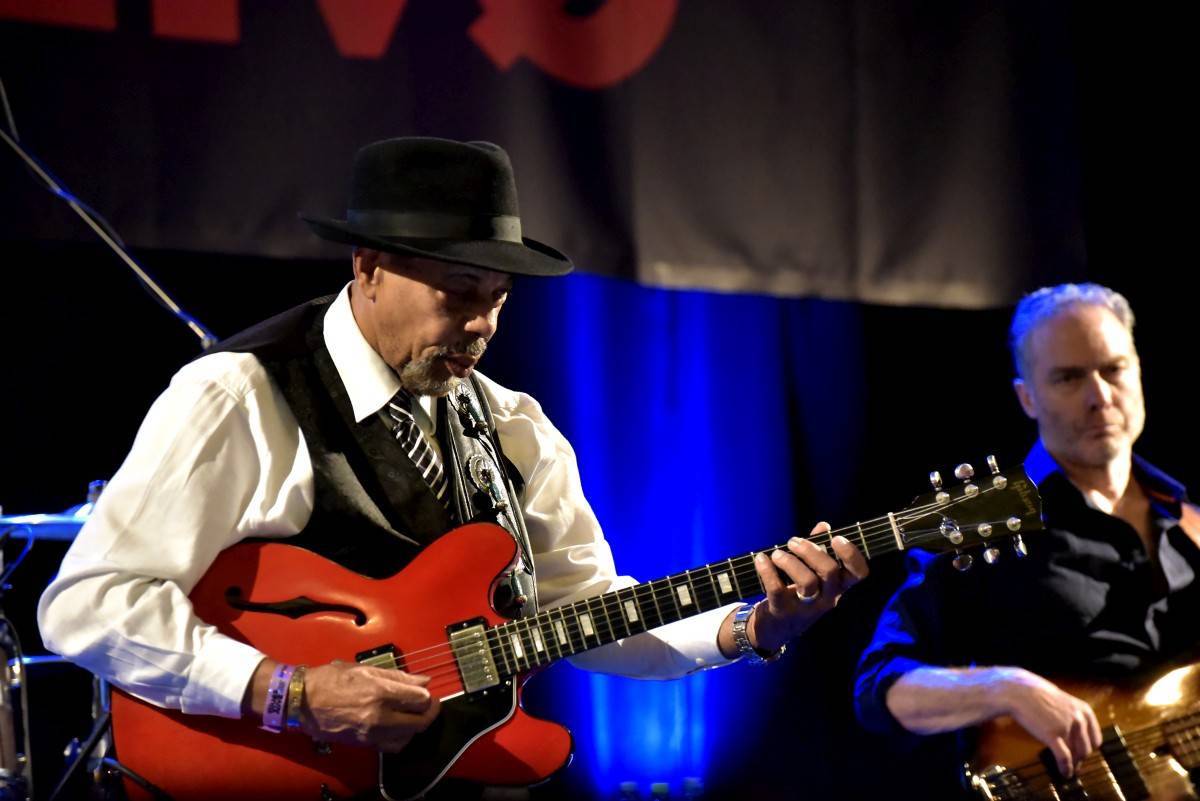 Poslední den festivalu Blues Alive zahráli John Primer i bubeník Boba Dylana