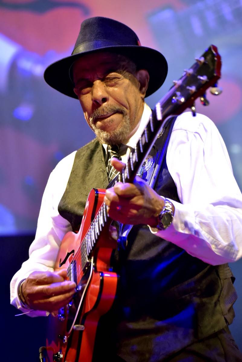 Poslední den festivalu Blues Alive zahráli John Primer i bubeník Boba Dylana