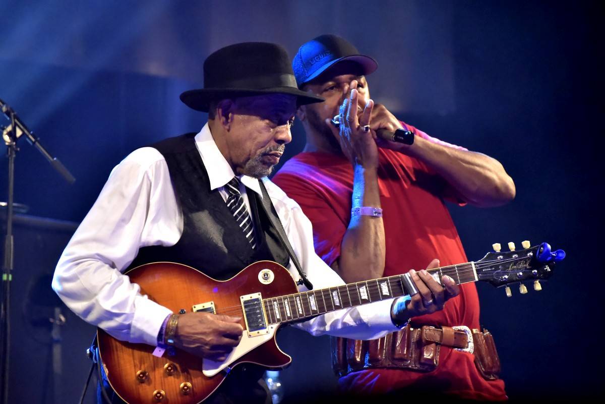 Poslední den festivalu Blues Alive zahráli John Primer i bubeník Boba Dylana